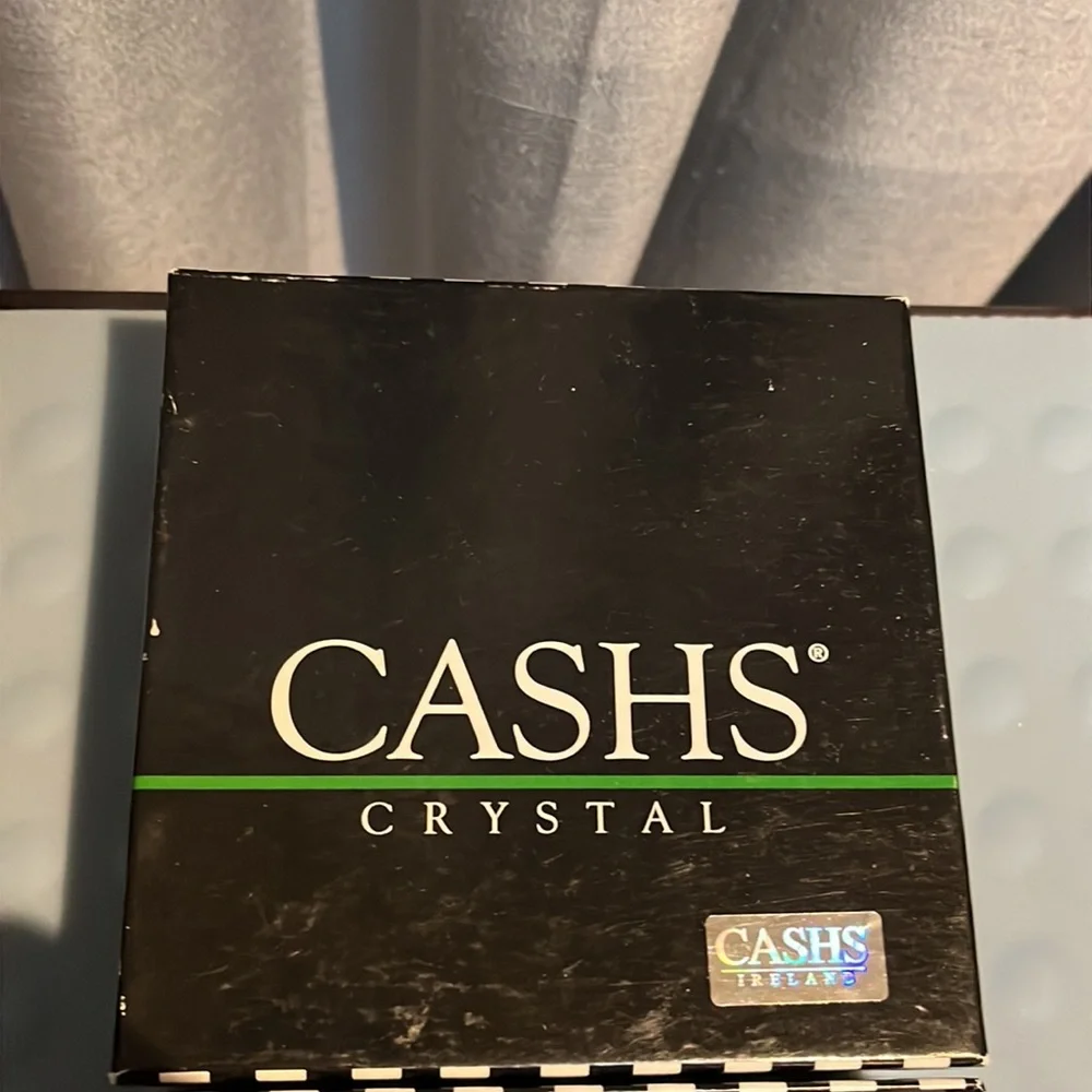 Cashs Crystal Lucky Shamrock ☘️ Votive Candle Holderwith Celtic Knot Decoration